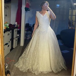 Wedding ballgown